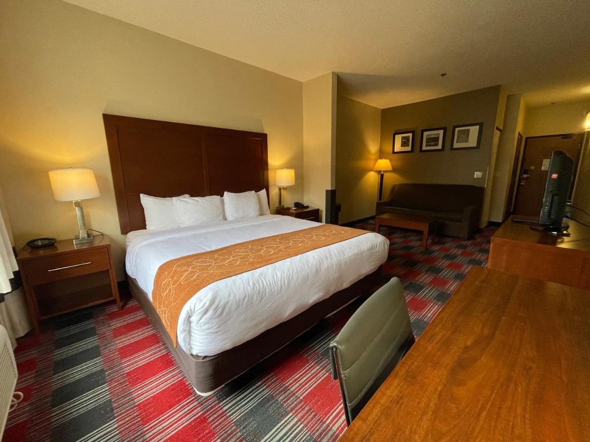 Comfort Suites Near Vancouver Mall Exteriör bild