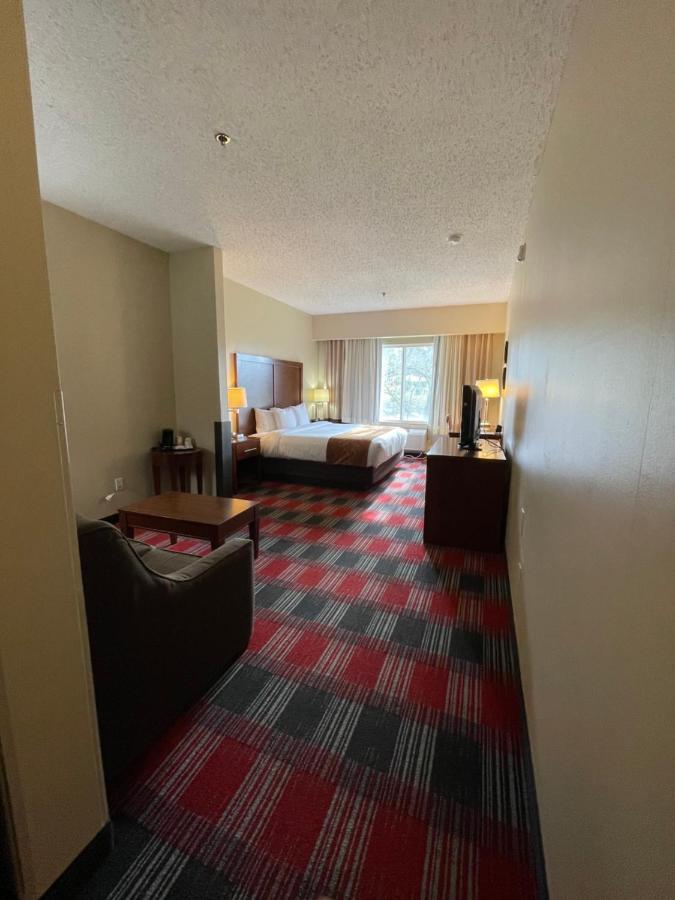 Comfort Suites Near Vancouver Mall Exteriör bild