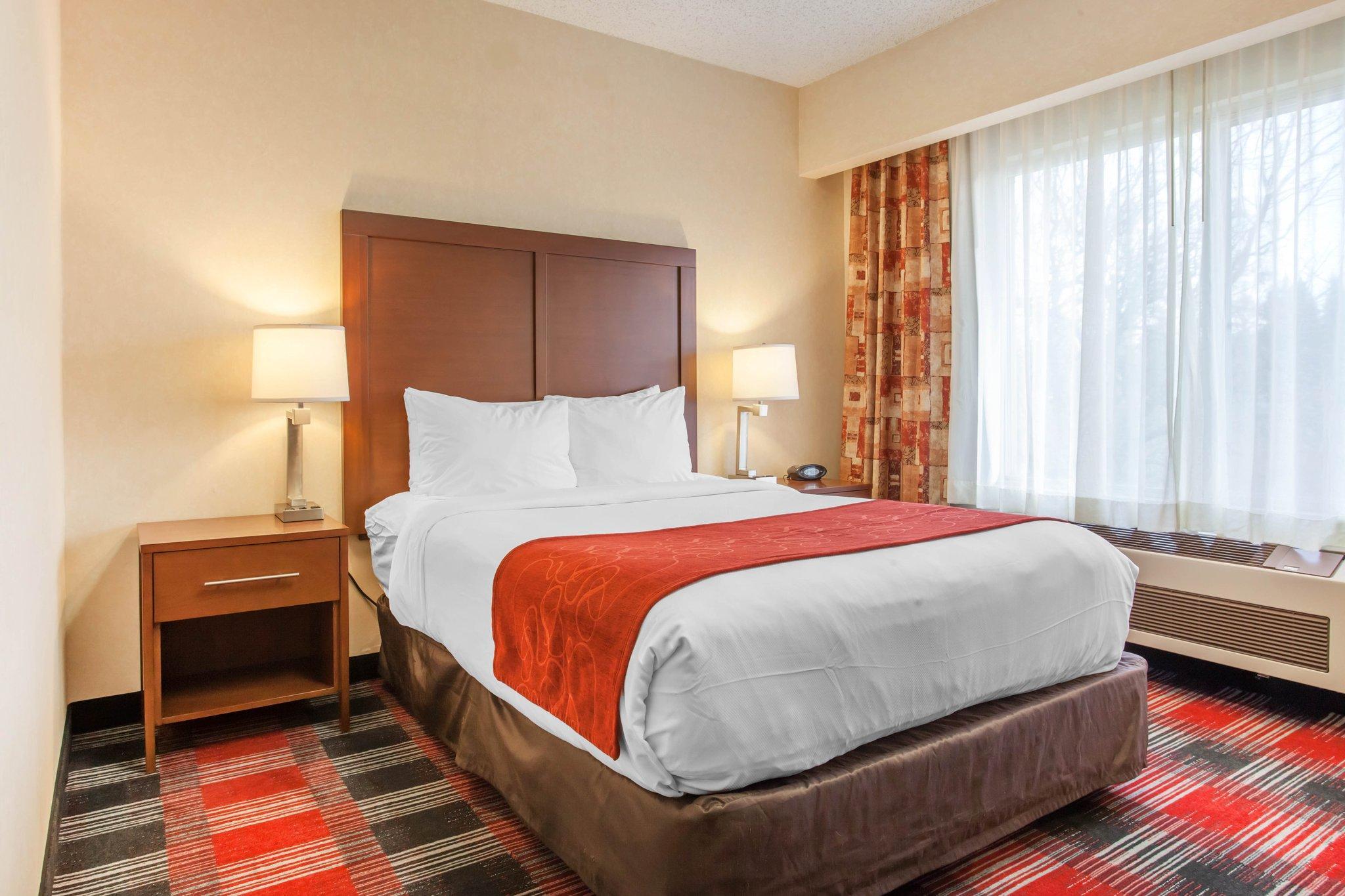 Comfort Suites Near Vancouver Mall Exteriör bild