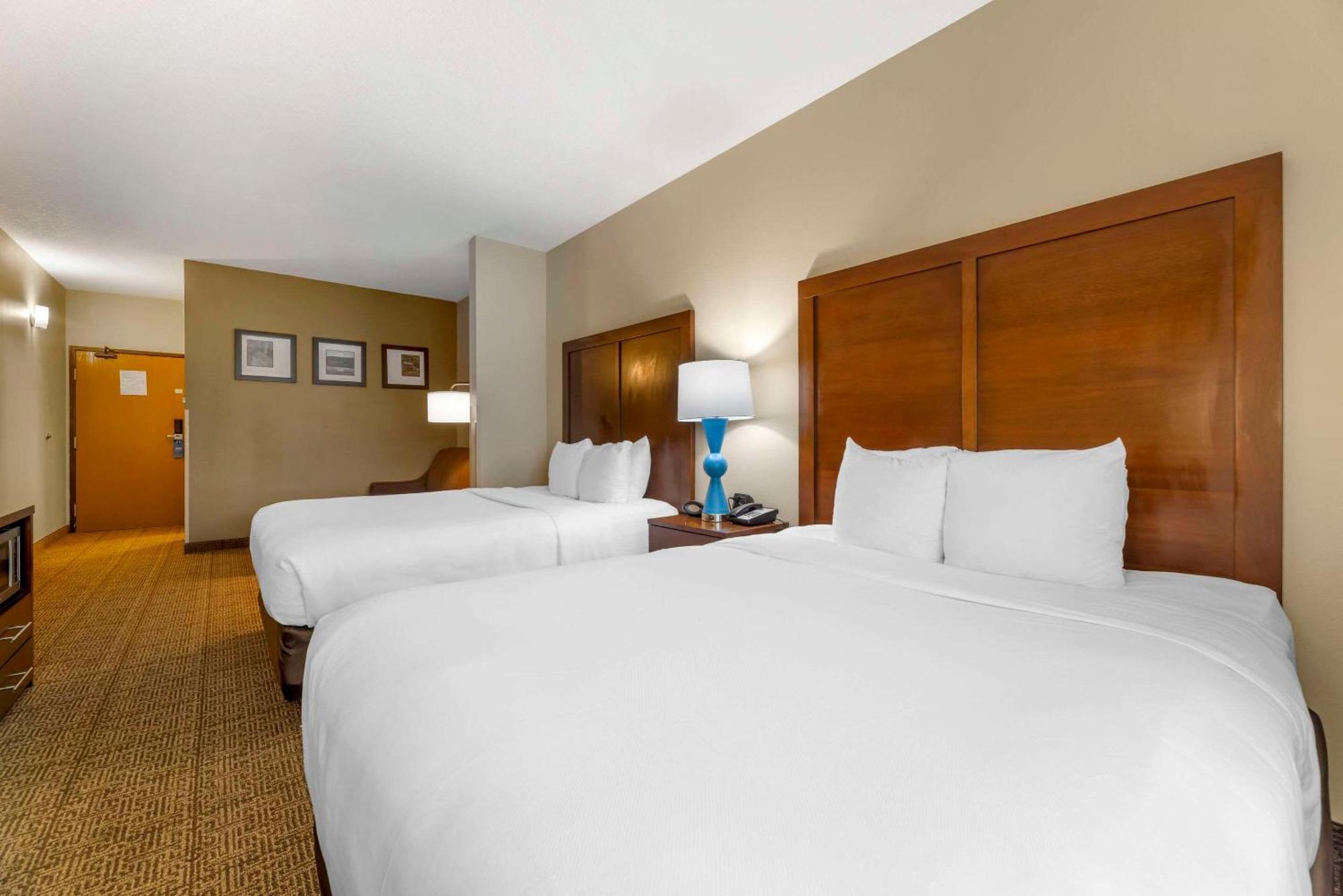 Comfort Suites Near Vancouver Mall Exteriör bild
