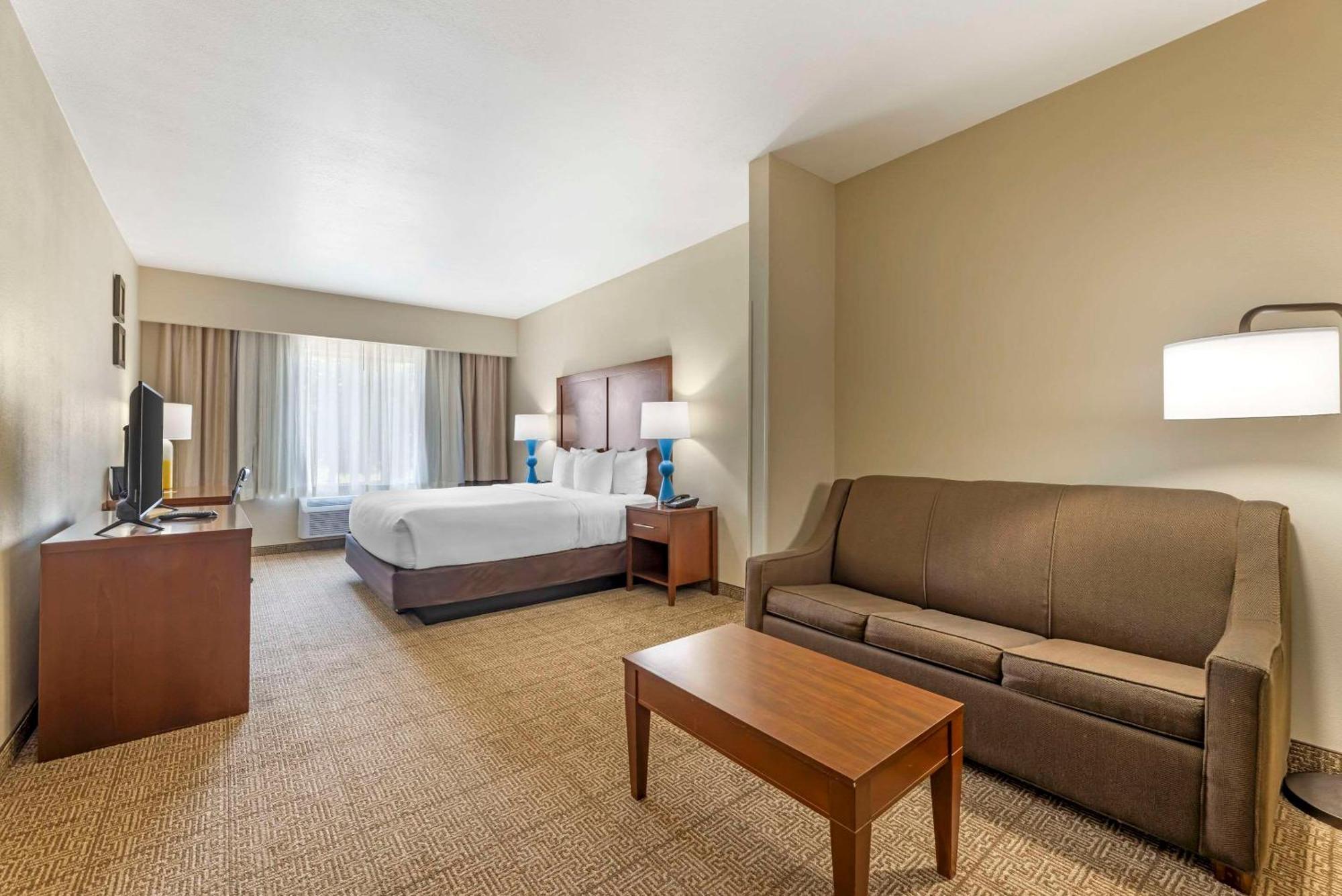 Comfort Suites Near Vancouver Mall Exteriör bild