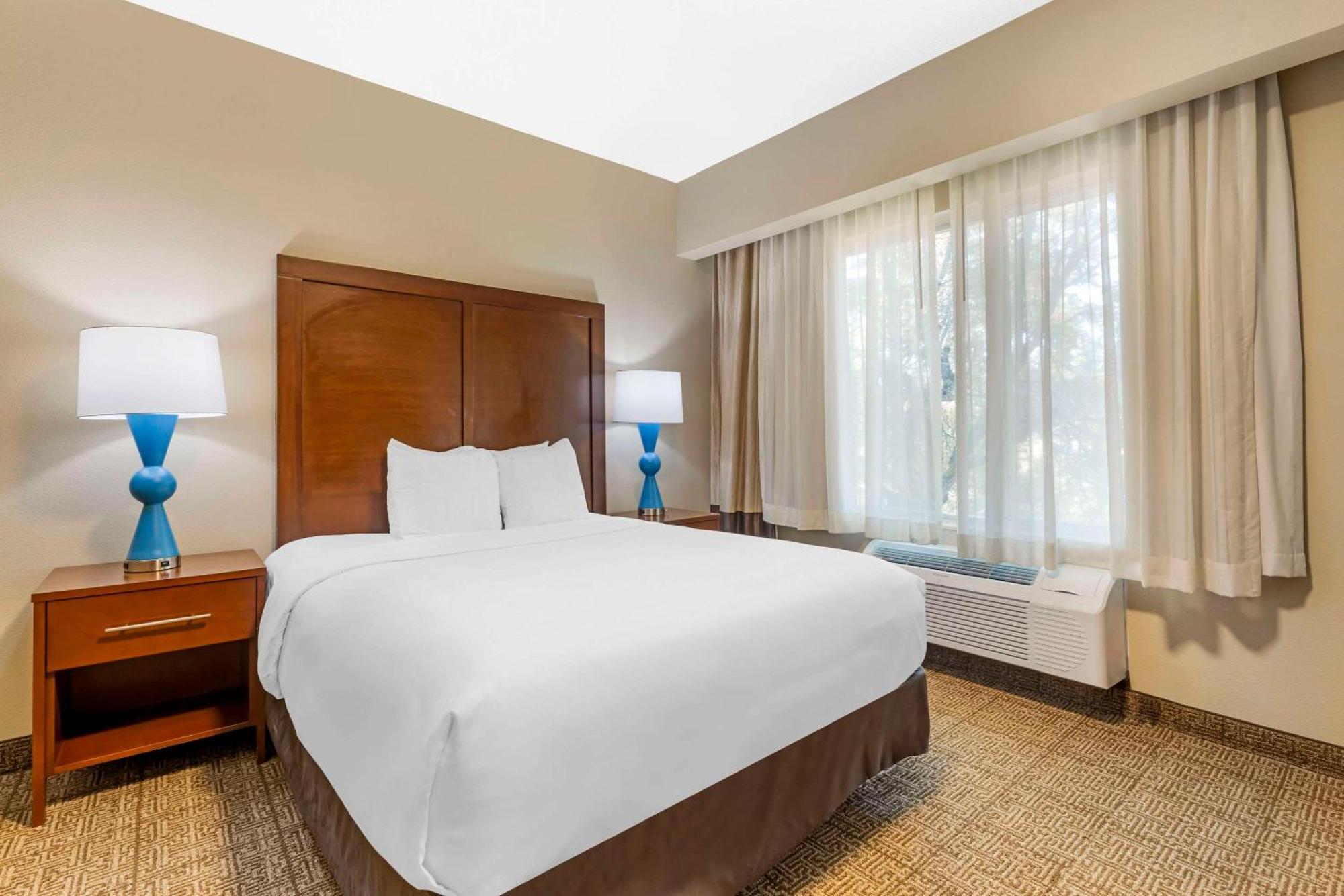 Comfort Suites Near Vancouver Mall Exteriör bild
